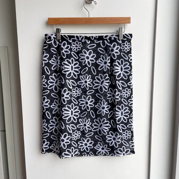 ASOS Womens Skirt 4 Black White Floral Mesh Swim Coverup Sheer Festival Beach - Picture 7 of 9